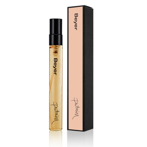 Naturalne niszowe perfumy yDe Putain 10ml w szklanej smukłej cylindrycznej butelce.