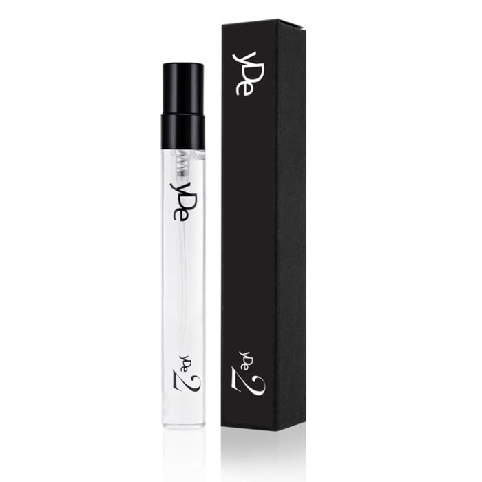 Naturalne niszowe perfumy yDe 2 10ml w szklanej buteleczce.