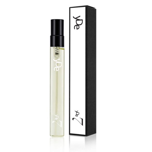 Naturalne niszowe perfumy yDe 7 10ml w szklanej buteleczce.