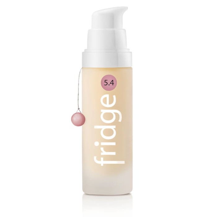 Świeży krem do twarzy anti-aging fridge 5.4 loved by you 30 ml w szklanym pojemniku