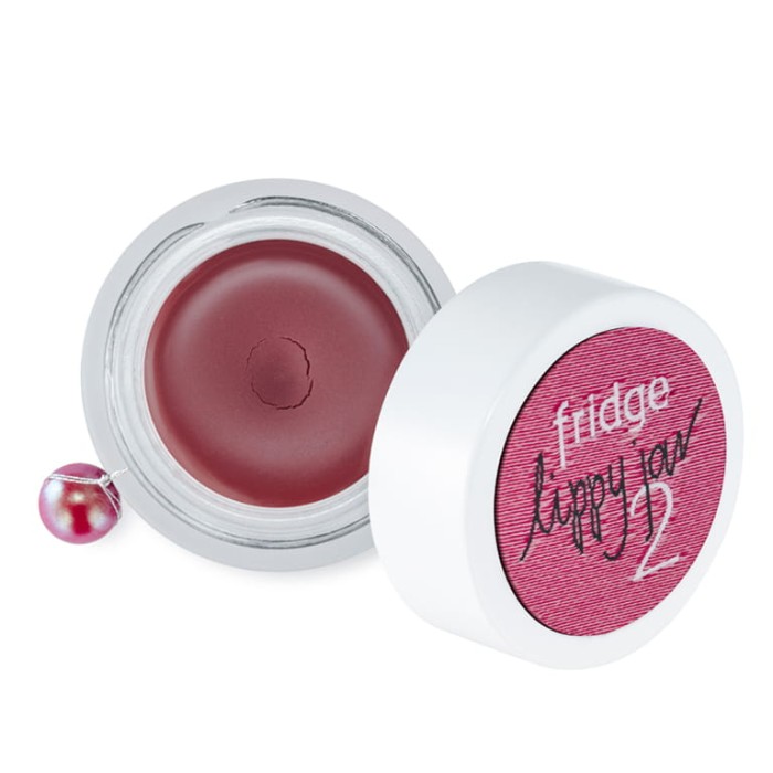 Słoiczek naturalnej kremowej pomadki do ust i policzków fridge Lippy jar - 2 antique pink, pokazujący nasycony, piękny odcień spylonego różu