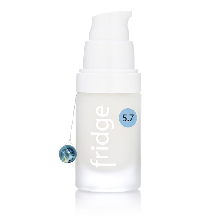 Świeże serum nawilżające do twarzy fridge 5.7 deep water serum 15ml w szklanym opakowaniu